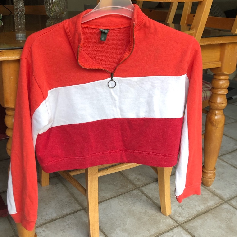 Cropped quarter-zip